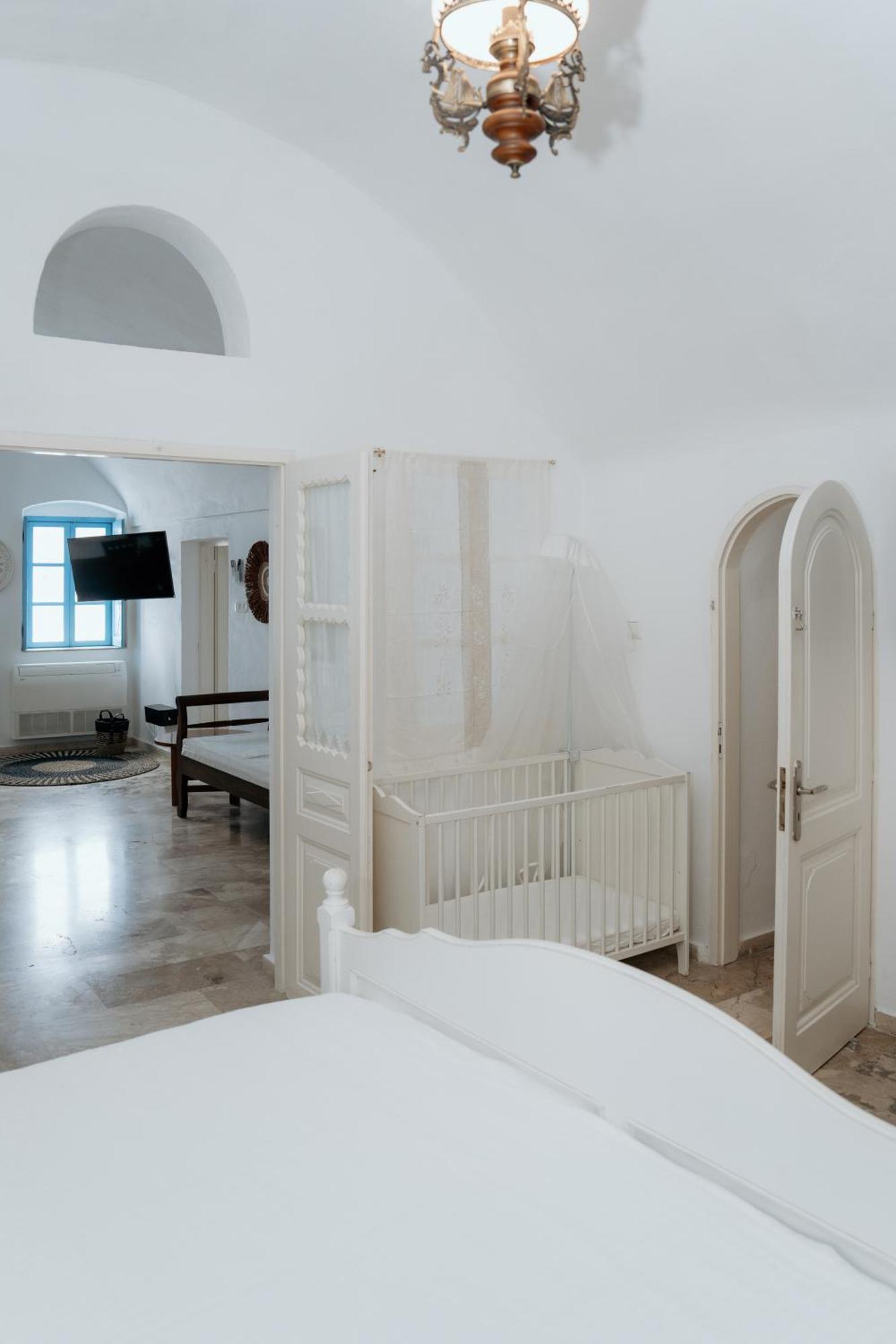 Simantiri Private Villa Megalochori  Bagian luar foto